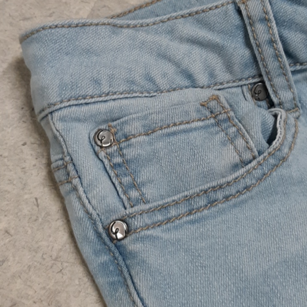 Earl Jeans - Picture 8 of 8